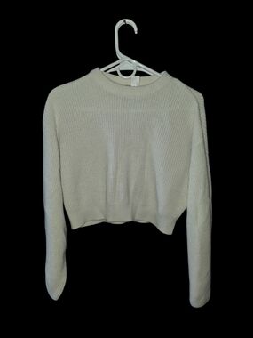 4/8/178. H&M Divided Womens White Cropped Ribbed Knit Sweater